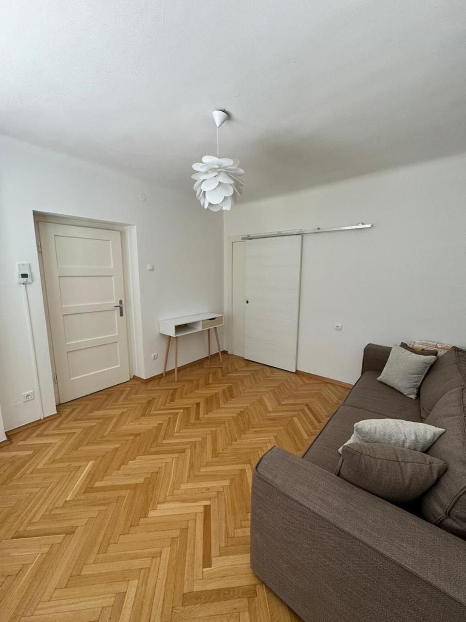 Maximo Apartments - Free Parking Maribor Luaran gambar